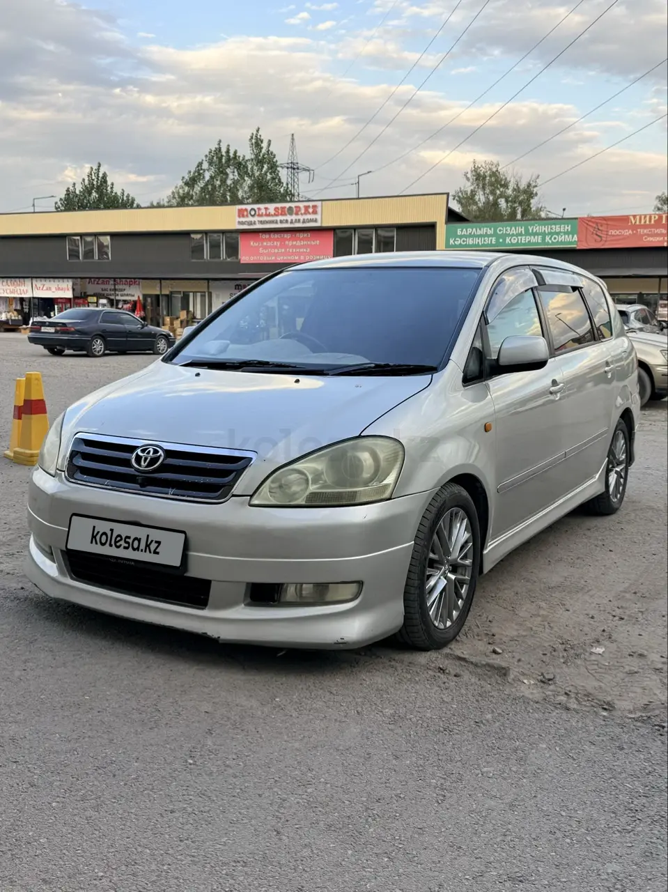 Toyota Ipsum, 2003