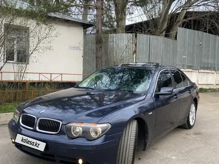 BMW 745 2002 года за 4 100 000 тг. в Алматы