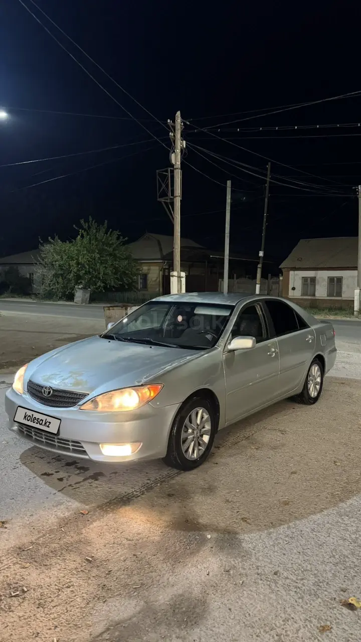 Toyota Camry, 2005