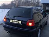 Volkswagen Golf 1996 года за 2 300 000 тг. в Есик – фото 5