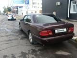Mercedes-Benz E 200 1996 годаүшін1 500 000 тг. в Петропавловск – фото 3