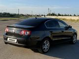 Volkswagen Passat 2010 года за 4 300 000 тг. в Костанай – фото 4