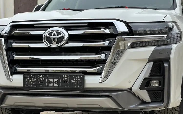 Toyota Land Cruiser 2020 годаүшін37 900 000 тг. в Актобе