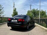 Volkswagen Jetta 2013 года за 6 000 000 тг. в Алматы – фото 2