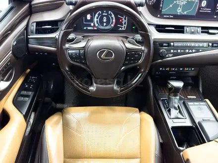 Lexus ES 350 2020 года за 28 300 000 тг. в Астана – фото 9