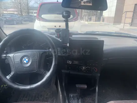 BMW 520 1995 года за 1 700 000 тг. в Астана – фото 3
