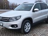 Volkswagen Tiguan 2015 года за 7 800 000 тг. в Уральск – фото 2