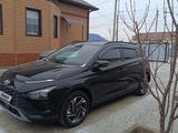 Hyundai Bayon 2023 годаүшін8 300 000 тг. в Атырау – фото 3