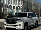 Toyota Land Cruiser 2016 годаүшін33 000 000 тг. в Алматы