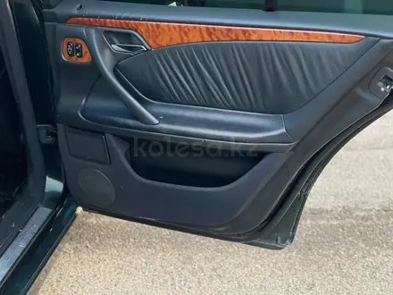 Mercedes-Benz E 55 AMG 2001 года за 5 500 000 тг. в Алматы – фото 16
