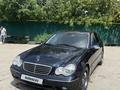 Mercedes-Benz C 240 2003 года за 2 850 000 тг. в Актобе – фото 3