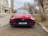 Hyundai Sonata 2022 года за 13 000 000 тг. в Актобе – фото 3