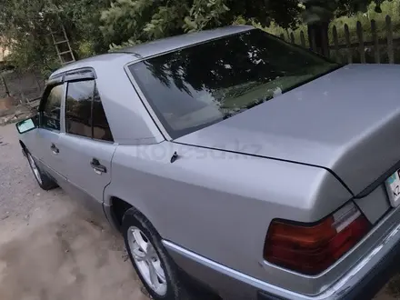 Mercedes-Benz E 200 1991 года за 1 200 000 тг. в Жансугуров – фото 6