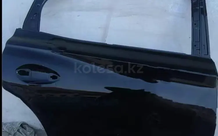 Дверь передняя задняя правая левая hongqi e-qm5 за 150 000 тг. в Алматы
