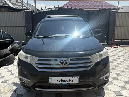 Toyota Highlander 2012 года за 12 500 000 тг. в Жезказган