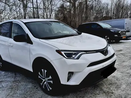 Toyota RAV4 2018 года за 12 500 000 тг. в Усть-Каменогорск