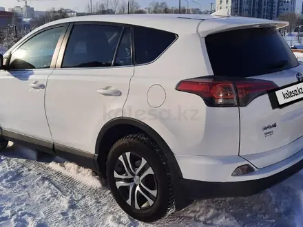 Toyota RAV4 2018 года за 12 500 000 тг. в Усть-Каменогорск – фото 9