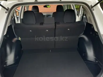 Toyota RAV4 2018 года за 12 500 000 тг. в Усть-Каменогорск – фото 8