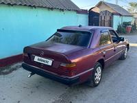 Mercedes-Benz E 200 1993 годаүшін1 450 000 тг. в Шымкент