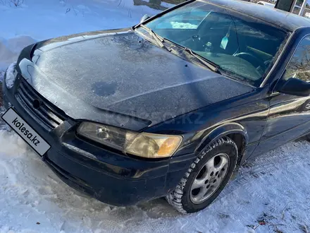 Toyota Camry 1998 года за 2 600 000 тг. в Есик