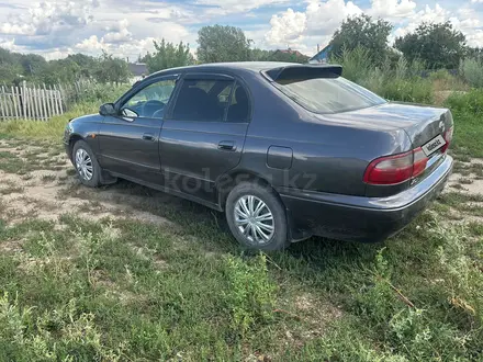 Toyota Carina E 1995 года за 2 000 000 тг. в Семей – фото 5