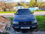 Volkswagen Vento 1998 года за 1 400 000 тг. в Талдыкорган – фото 4