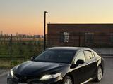Toyota Camry 2019 года за 7 500 000 тг. в Актобе
