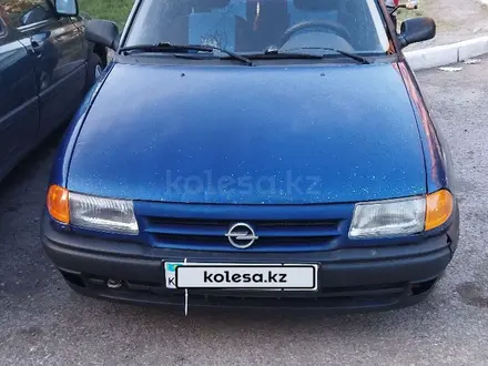 Opel Astra 1993 года за 1 100 000 тг. в Караганда – фото 2