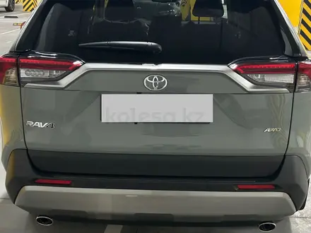 Toyota RAV4 2025 года за 19 700 000 тг. в Алматы – фото 9