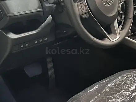 Toyota RAV4 2025 года за 19 700 000 тг. в Алматы – фото 11