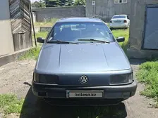 Volkswagen Passat, 1989