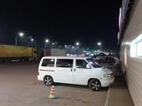 Volkswagen Caravelle 1997 года за 5 500 000 тг. в Караганда – фото 2