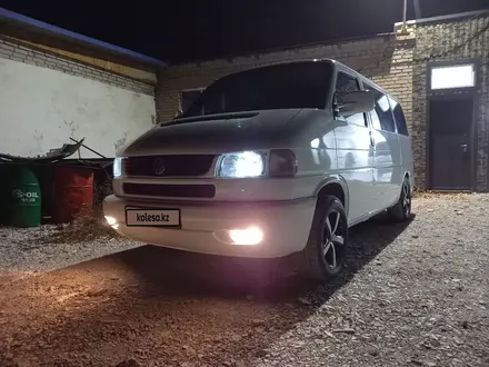 Volkswagen Caravelle 1997 года за 5 500 000 тг. в Караганда – фото 3