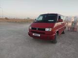 Volkswagen Caravelle 1995 года за 3 400 000 тг. в Караганда