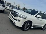 Toyota Land Cruiser 2016 годаүшін30 500 000 тг. в Алматы – фото 2