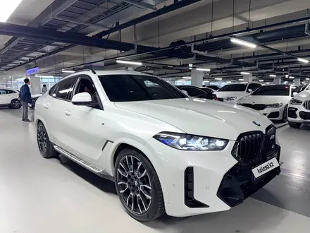BMW X6 XDrive 40i 2025 года за 52 000 000 тг. в Астана – фото 15