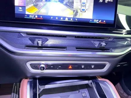 BMW X6 XDrive 40i 2025 года за 52 000 000 тг. в Астана – фото 20