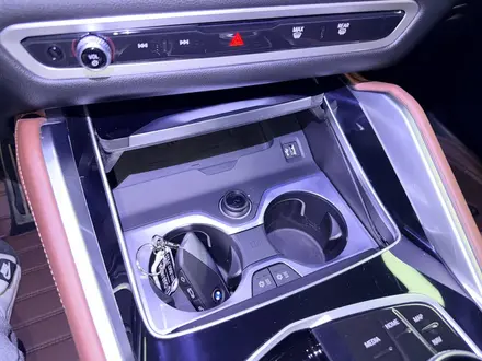 BMW X6 XDrive 40i 2025 года за 52 000 000 тг. в Астана – фото 25