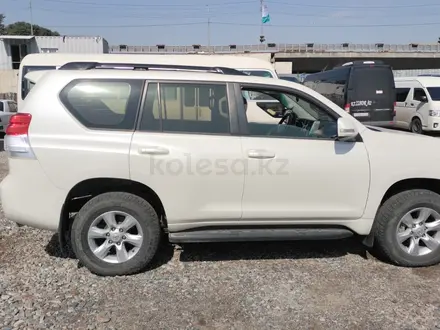 Toyota Land Cruiser Prado 2013 года за 14 200 000 тг. в Алматы – фото 2