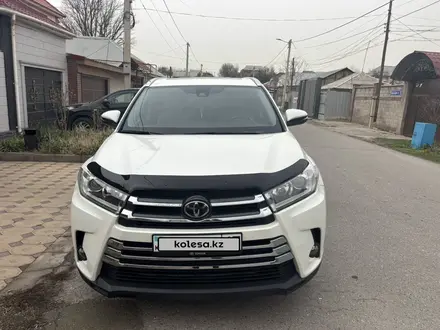 Toyota Highlander 2018 года за 17 500 000 тг. в Шымкент
