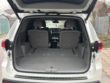 Toyota Highlander 2018 года за 17 500 000 тг. в Шымкент – фото 3