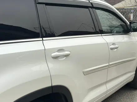 Toyota Highlander 2018 года за 17 500 000 тг. в Шымкент – фото 9