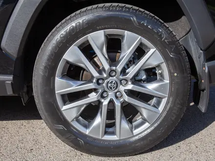 Toyota RAV4 Luxe 2021 года за 15 990 000 тг. в Алматы – фото 22