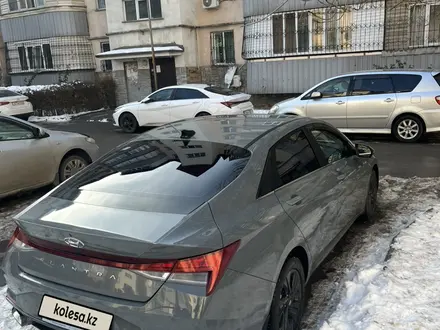 Hyundai Elantra 2021 года за 8 800 000 тг. в Алматы – фото 5