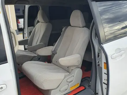 Toyota Sienna 2013 года за 10 800 000 тг. в Кызылорда – фото 13