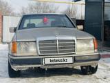 Mercedes-Benz E 200 1991 годаfor1 100 000 тг. в Алматы