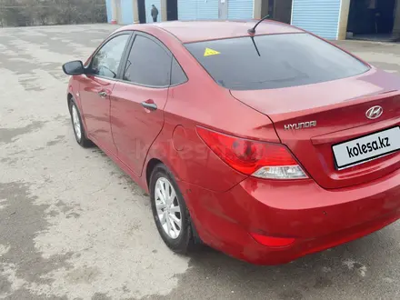 Hyundai Accent 2012 года за 4 500 000 тг. в Актобе – фото 2