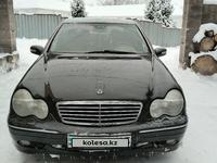 Mercedes-Benz C 240 2001 года за 3 280 000 тг. в Алматы