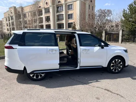 Kia Carnival 2022 года за 22 300 000 тг. в Тараз – фото 3