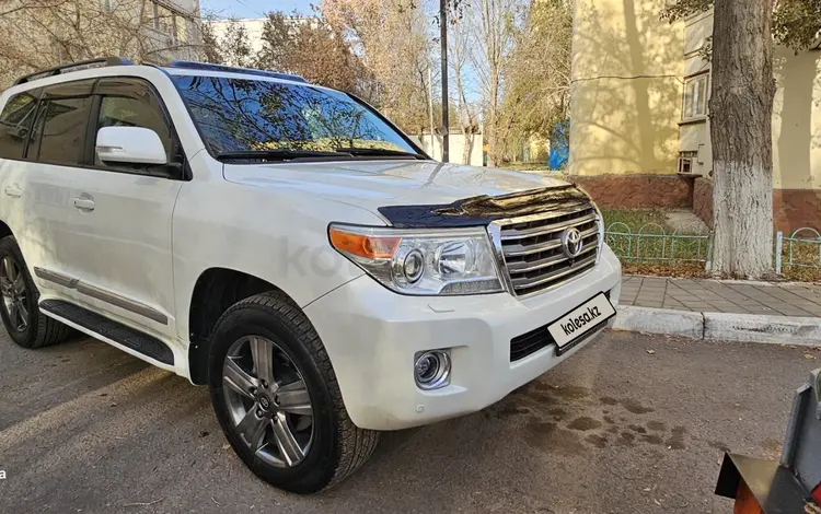 Toyota Land Cruiser 2012 годаfor20 000 000 тг. в Астана